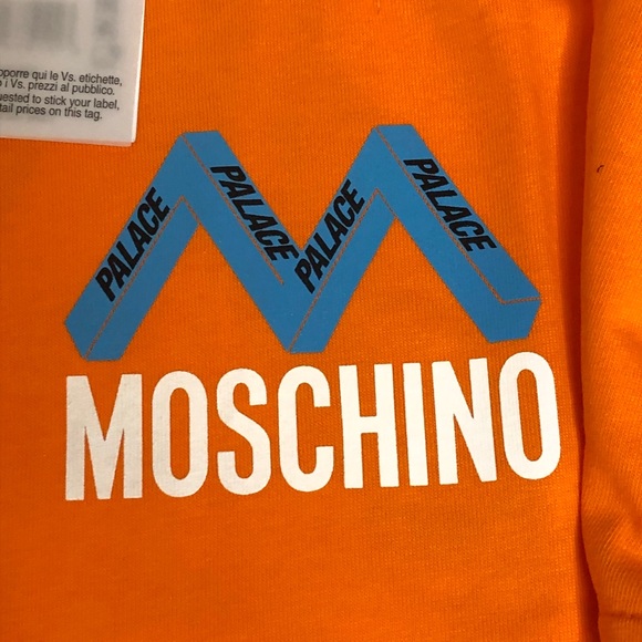 Moschino Palace Skateboards Mens Size Small Designer T-Shirt - Picture 3 of 6